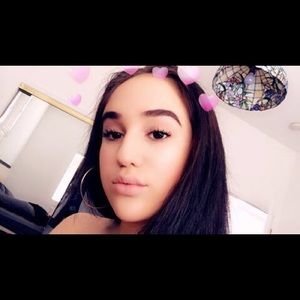 Meet your Posher, Remi